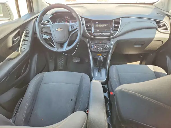 3GNCJKSB4KL385211 2019 CHEVROLET TRAX - Image 8