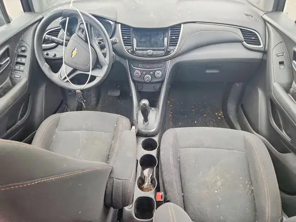 3GNCJKSB4KL405652 2019 CHEVROLET TRAX - Image 8
