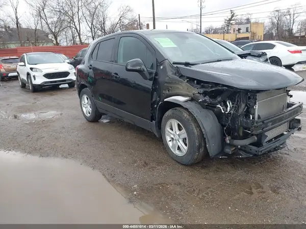 3GNCJKSB4LL119897 2020 CHEVROLET TRAX - Image 1