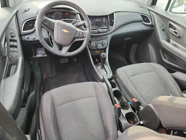 3GNCJKSB4LL131757 2020 CHEVROLET TRAX - Image 8