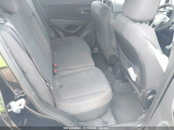 3GNCJKSB4LL132925 2020 CHEVROLET TRAX - Image 8