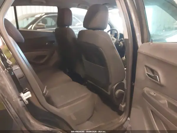3GNCJKSB4LL133833 2020 CHEVROLET TRAX - Image 8