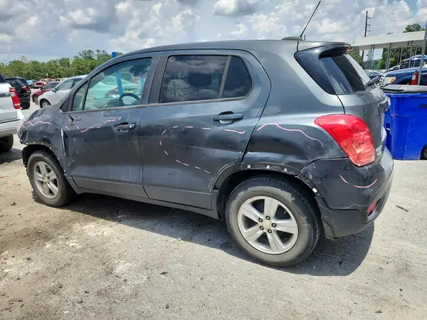 3GNCJKSB4LL148350 2020 CHEVROLET TRAX - Image 2