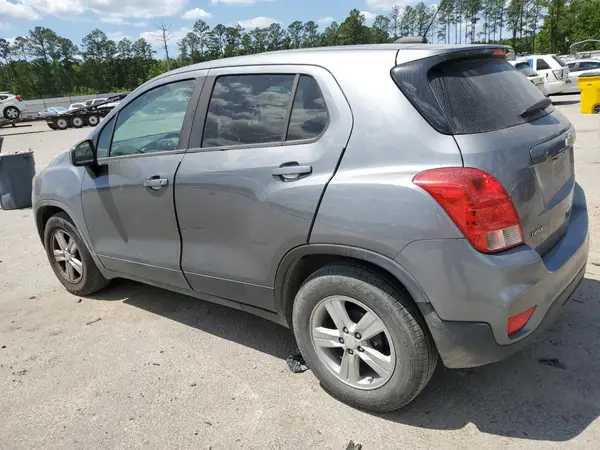 3GNCJKSB4LL155377 2020 CHEVROLET TRAX - Image 2