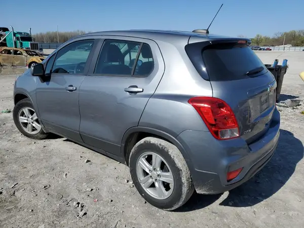 3GNCJKSB4LL157839 2020 CHEVROLET TRAX - Image 2