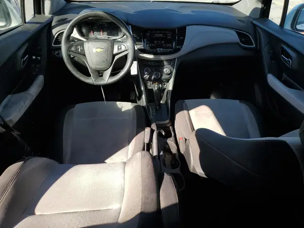3GNCJKSB4LL176830 2020 CHEVROLET TRAX - Image 8