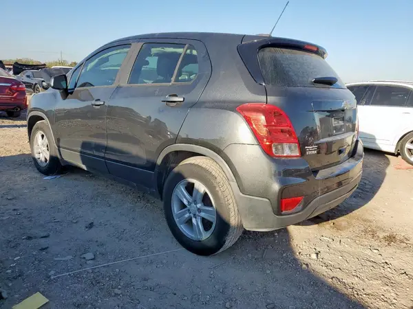 3GNCJKSB4LL190064 2020 CHEVROLET TRAX - Image 2