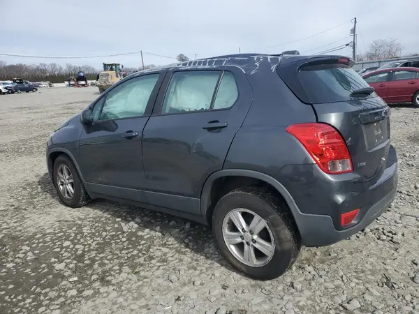 3GNCJKSB4LL209891 2020 CHEVROLET TRAX - Image 2