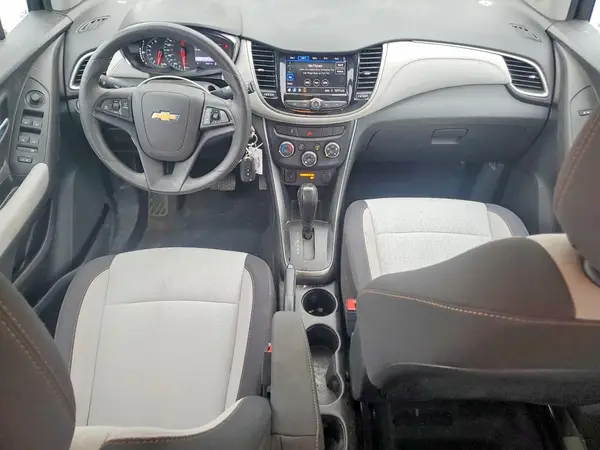 3GNCJKSB4LL225010 2020 CHEVROLET TRAX - Image 8