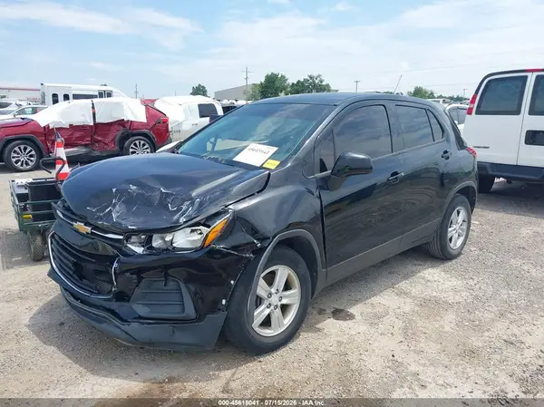 3GNCJKSB4LL249047 2020 CHEVROLET TRAX - Image 2