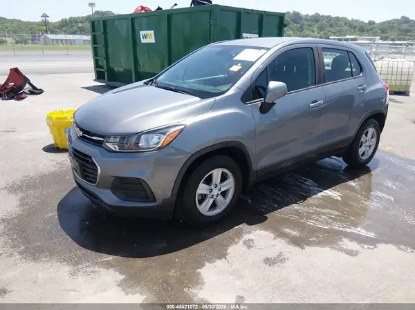 3GNCJKSB4LL272019 2020 CHEVROLET TRAX - Image 2