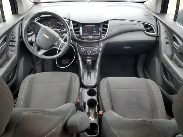 3GNCJKSB4LL273090 2020 CHEVROLET TRAX - Image 8