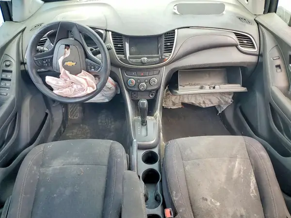 3GNCJKSB4LL277236 2020 CHEVROLET TRAX - Image 8