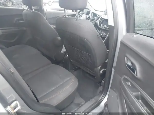 3GNCJKSB4LL277351 2020 CHEVROLET TRAX - Image 8