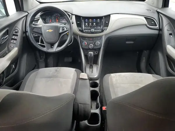 3GNCJKSB4LL281433 2020 CHEVROLET TRAX - Image 8