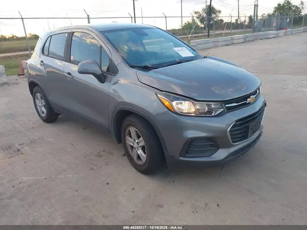 3GNCJKSB4LL289225 2020 CHEVROLET TRAX - Image 1