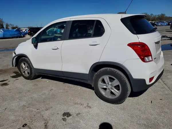 3GNCJKSB4LL297826 2020 CHEVROLET TRAX - Image 2