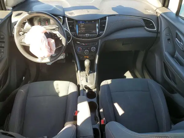 3GNCJKSB4LL297826 2020 CHEVROLET TRAX - Image 8