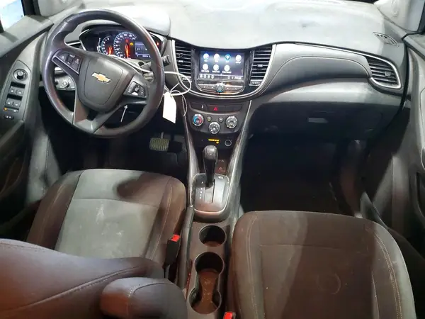 3GNCJKSB4LL300126 2020 CHEVROLET TRAX - Image 8