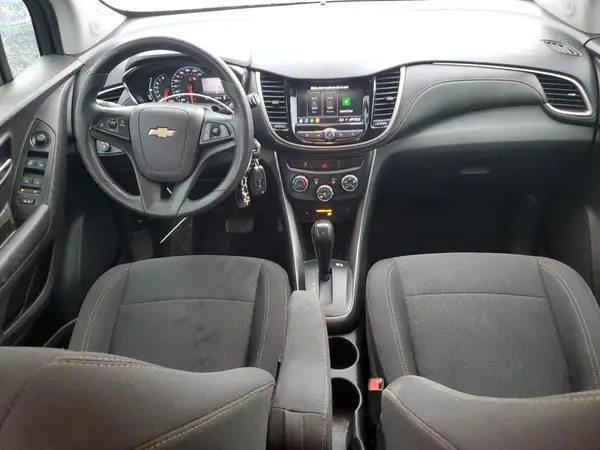 3GNCJKSB4LL314348 2020 CHEVROLET TRAX - Image 8