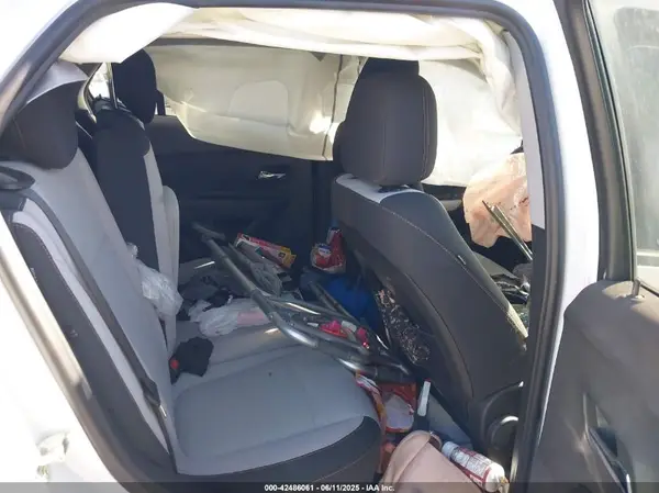 3GNCJKSB4LL332316 2020 CHEVROLET TRAX - Image 8