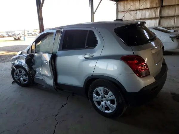 3GNCJKSB5GL125097 2016 CHEVROLET TRAX - Image 2
