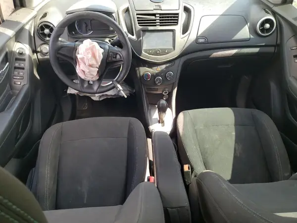 3GNCJKSB5GL142868 2016 CHEVROLET TRAX - Image 8