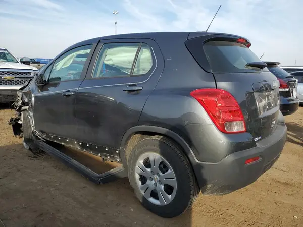 3GNCJKSB5GL233137 2016 CHEVROLET TRAX - Image 2