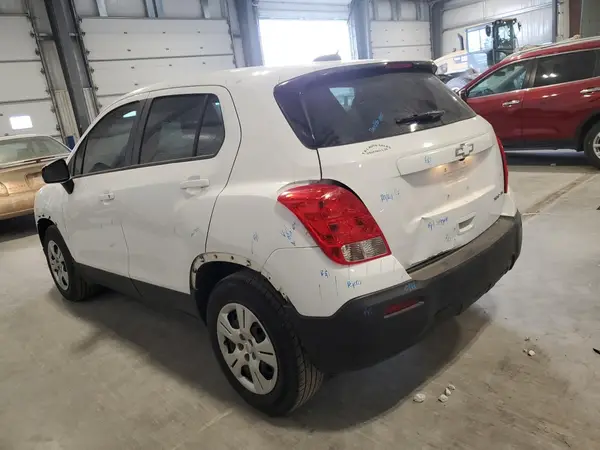 3GNCJKSB5GL241450 2016 CHEVROLET TRAX - Image 2