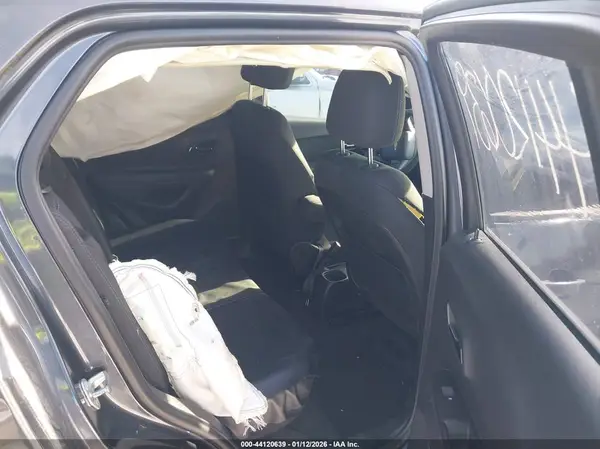 3GNCJKSB5GL248561 2016 CHEVROLET TRAX - Image 8