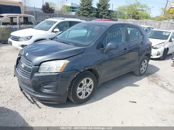 3GNCJKSB5GL254764 2016 CHEVROLET TRAX - Image 2