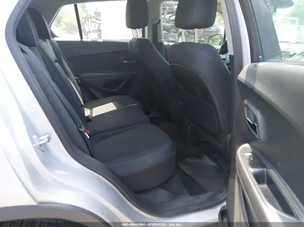 3GNCJKSB5GL257177 2016 CHEVROLET TRAX - Image 8