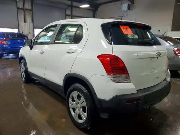 3GNCJKSB5GL261925 2016 CHEVROLET TRAX - Image 2