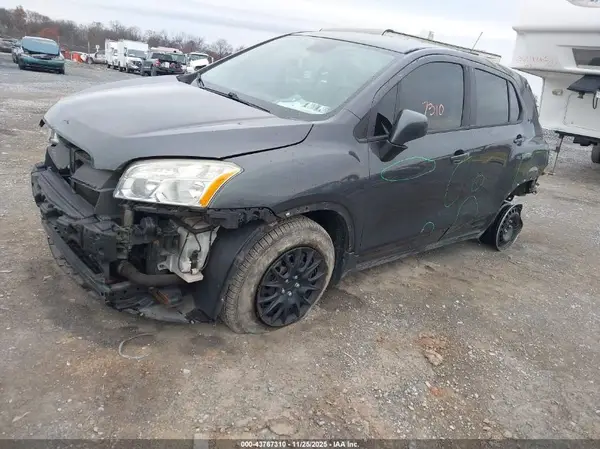3GNCJKSB5GL263321 2016 CHEVROLET TRAX - Image 2