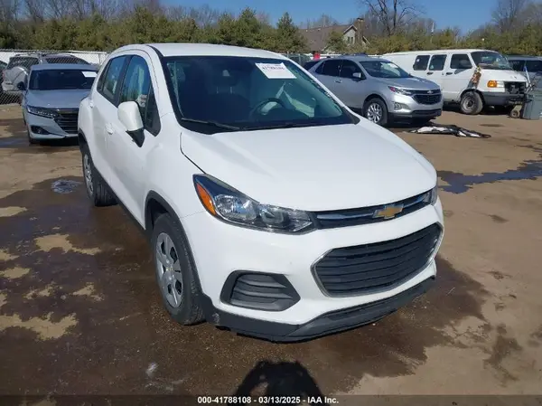 3GNCJKSB5HL159624 2017 CHEVROLET TRAX - Image 1