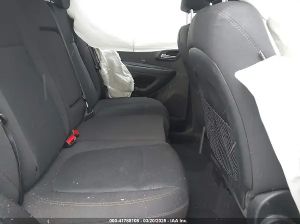 3GNCJKSB5HL159624 2017 CHEVROLET TRAX - Image 8