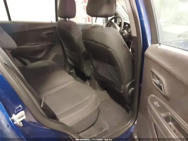 3GNCJKSB5HL171305 2017 CHEVROLET TRAX - Image 8