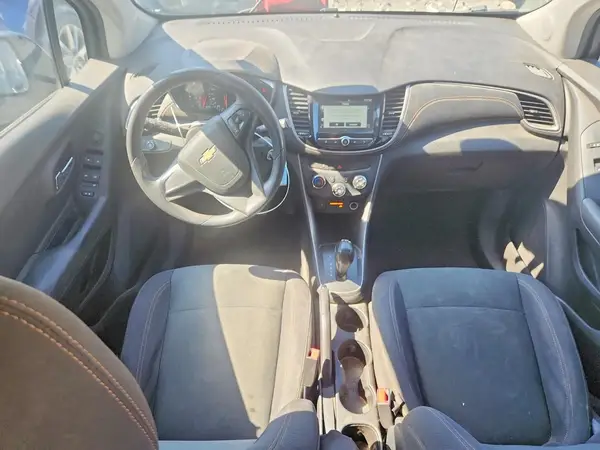 3GNCJKSB5HL177265 2017 CHEVROLET TRAX - Image 8