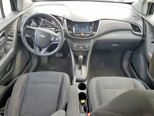 3GNCJKSB5HL179033 2017 CHEVROLET TRAX - Image 8