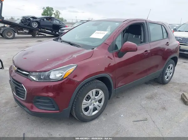 3GNCJKSB5HL179453 2017 CHEVROLET TRAX - Image 2