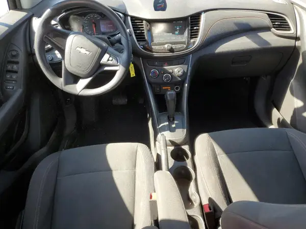 3GNCJKSB5HL238453 2017 CHEVROLET TRAX - Image 8