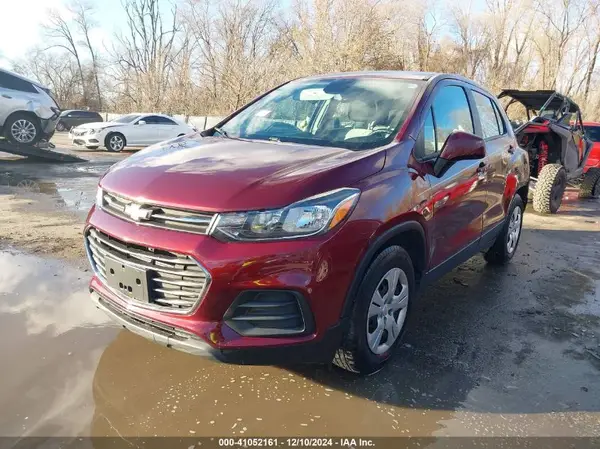 3GNCJKSB5HL250229 2017 CHEVROLET TRAX - Image 2