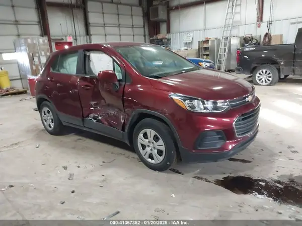 3GNCJKSB5HL273073 2017 CHEVROLET TRAX - Image 1