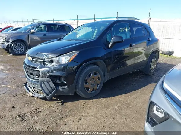 3GNCJKSB5HL288754 2017 CHEVROLET TRAX - Image 2