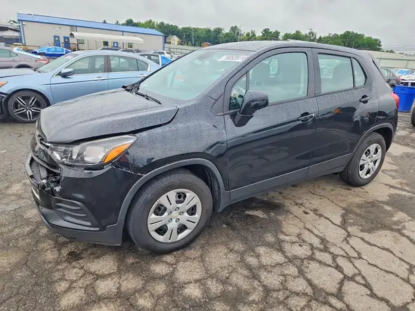 3GNCJKSB5JL163176 2018 CHEVROLET TRAX - Image 1