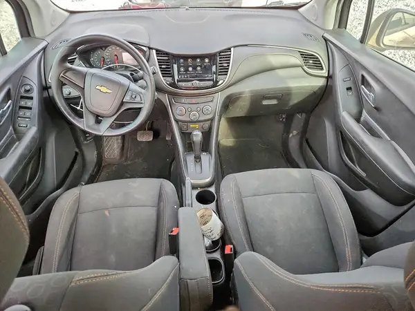 3GNCJKSB5JL178597 2018 CHEVROLET TRAX - Image 8