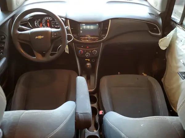 3GNCJKSB5JL232626 2018 CHEVROLET TRAX - Image 8