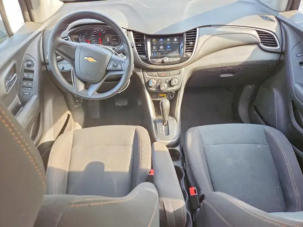 3GNCJKSB5JL253752 2018 CHEVROLET TRAX - Image 8