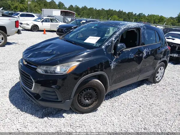 3GNCJKSB5JL340891 2018 CHEVROLET TRAX - Image 2
