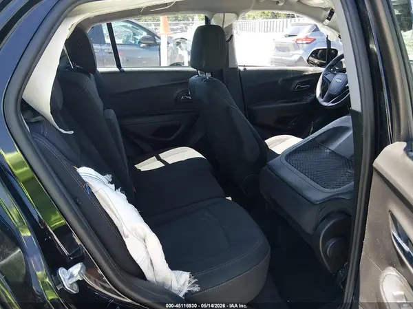 3GNCJKSB5JL340891 2018 CHEVROLET TRAX - Image 8